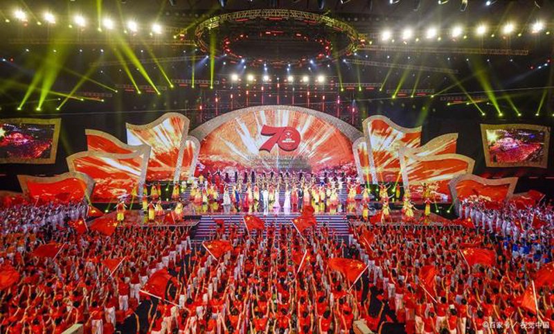 如何成为专业的演出经纪人?从零开始的报考指南